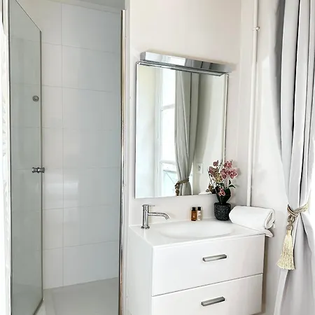 דירה Luxembourg Garden Premium Family Flat *