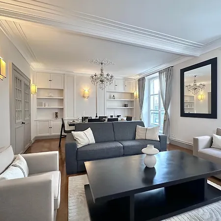 Luxembourg Garden Premium Family Flat Apartment
