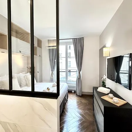 Luxembourg Garden Premium Family Flat Paris