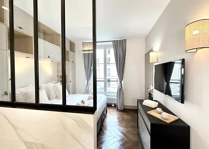 Luxembourg Gardens - Prestige Family With Lift For 8, 4br París