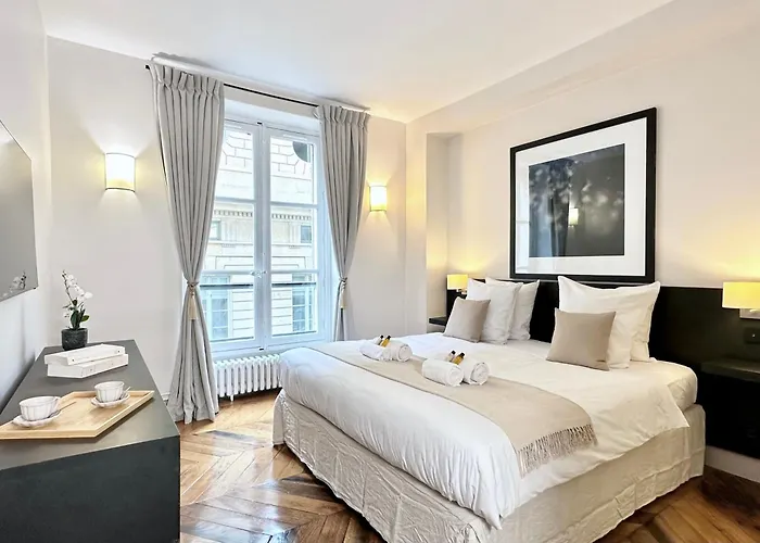 Luxembourg Gardens - Prestige Family With Lift For 8, 4br