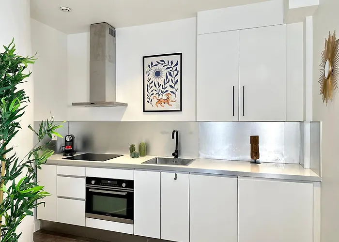 Luxembourg Gardens - Prestige Family With Lift For 8, 4br París